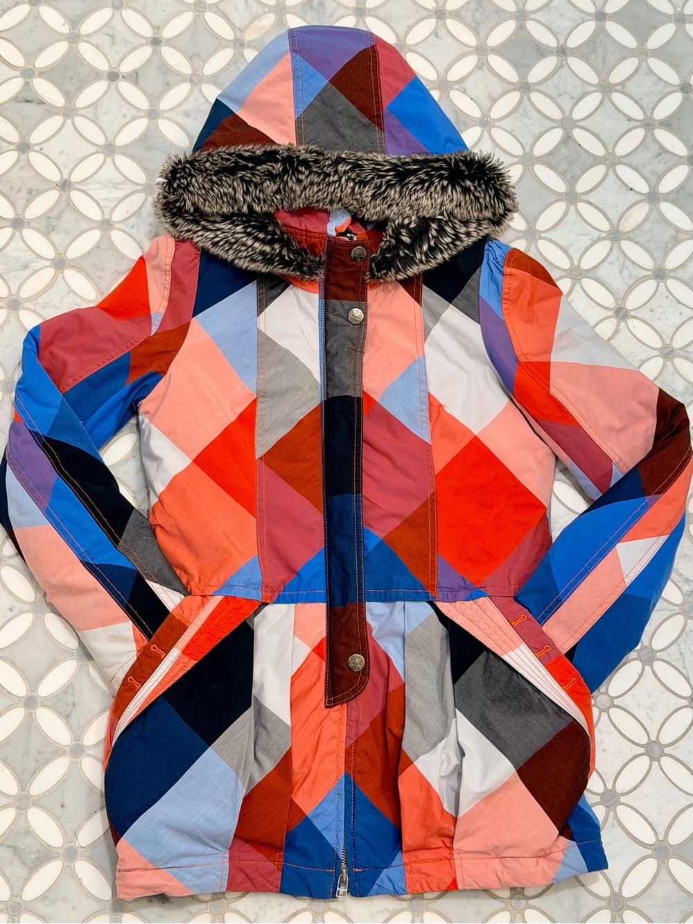 Midii Geometric Multi-Color Hooded Parka Jacket Faux Fur Trim Blue Orange Size M - Picture 16 of 16